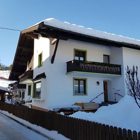 Farbmacher * キルヒベルク・イン・チロル