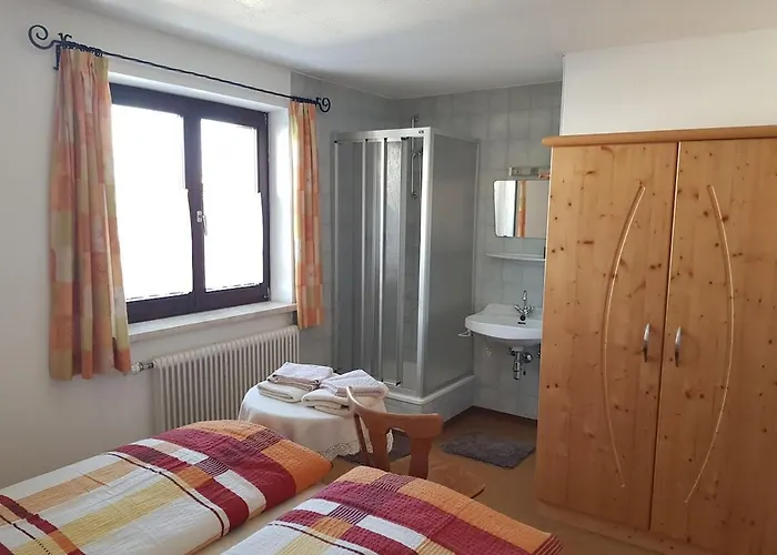 Farbmacher アパート