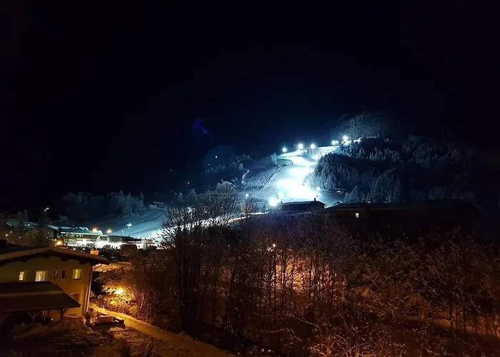 アパート Farbmacher