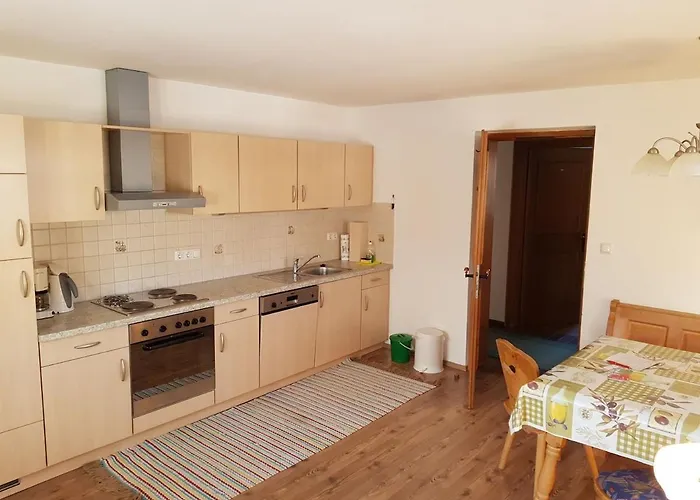 アパート Farbmacher